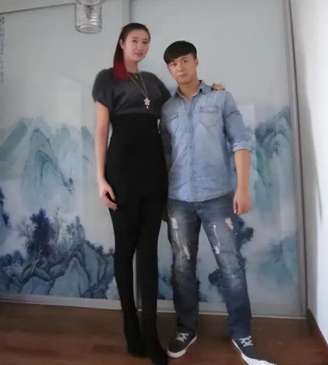 篮球明星老婆谁最漂亮_篮球老婆健身明星是谁_篮球明星老婆健身