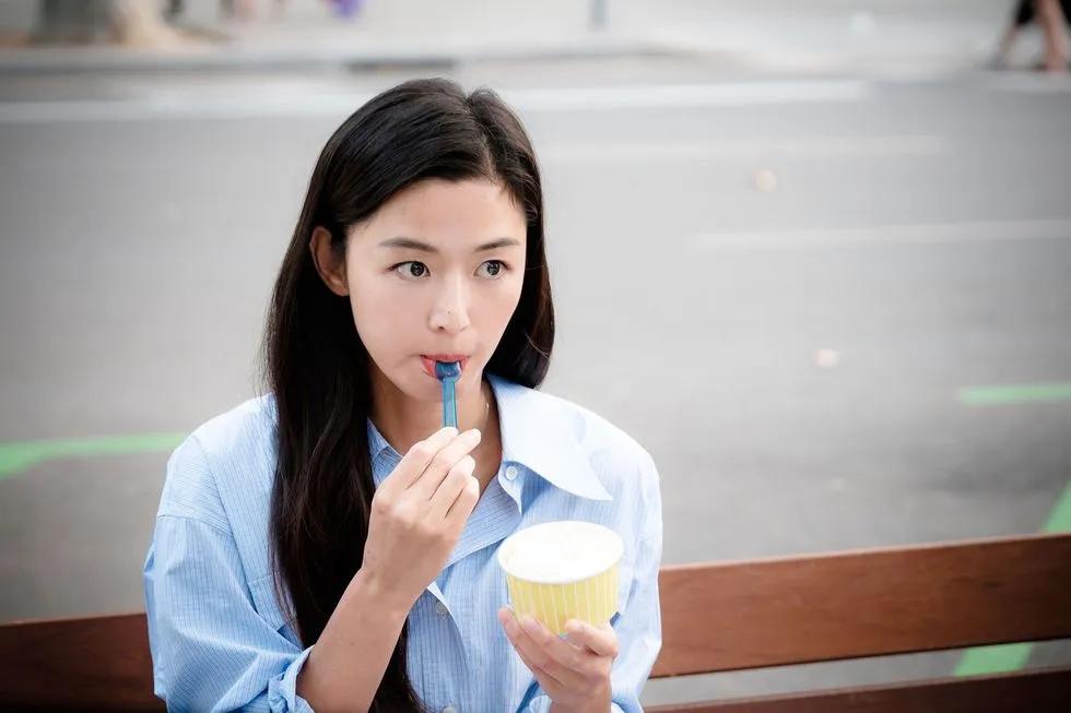 篮球明星老婆健身_篮球老婆健身明星是谁_篮球老婆健身明星视频