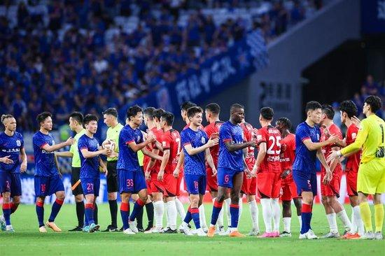 上海冠军足球联赛_上海市足球冠军联赛_上海联赛足球冠军奖金多少