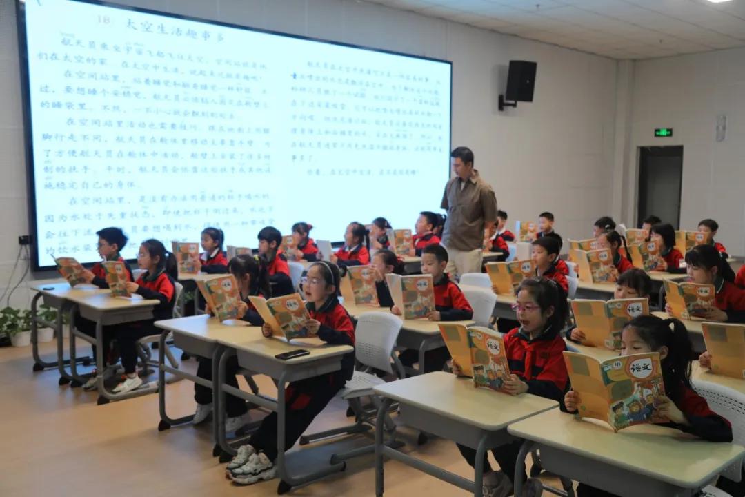 太空生活趣事多学到了什么_太空生活趣事多学期分析_太空学期趣事分析生活中的问题