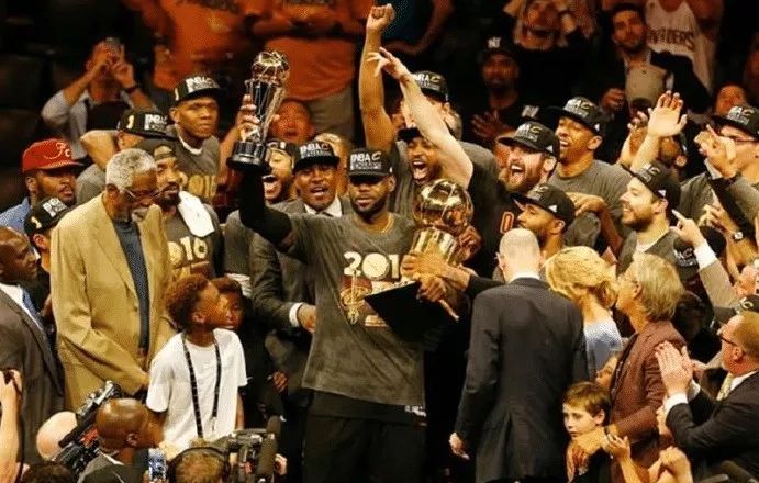 nba东部冠军是哪个队_东部冠军打篮球的是谁啊_东部冠军球队