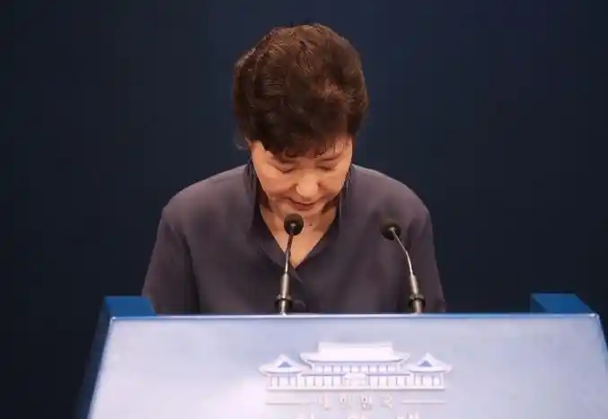 朴槿惠的工作和生活方式_朴槿惠生活照_朴槿惠感情生活