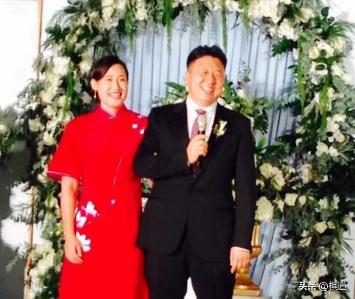 知乎游泳奥运队冠军回放_奥运冠军回游泳队了吗知乎_奥运游泳比赛冠军